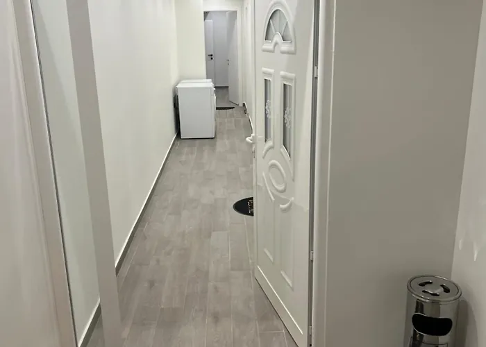 Greis Apartment